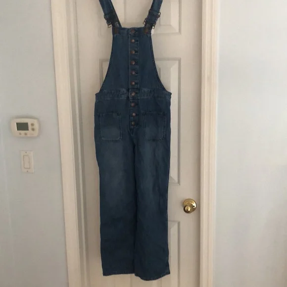 Capri Jeans Overalls - Picture 5 of 7